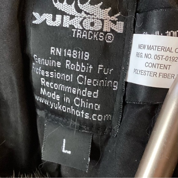 Yukon Tracks | Rabbit Fur
Trapper Hat | Black | Youth Large |Unisex - Picture 12 of 16